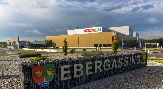 SPAR Ebergassing Juni2016 Standort HEADER 624x340 1 - 食品零售